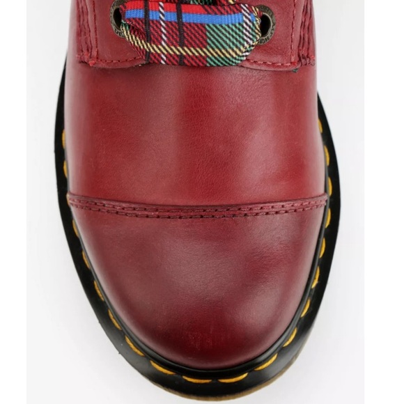 Dr. Martens Aimelie Aimilita Triumph Plaid Fold-Over 9-Eye Boot Red Leather 9 - Picture 8 of 13